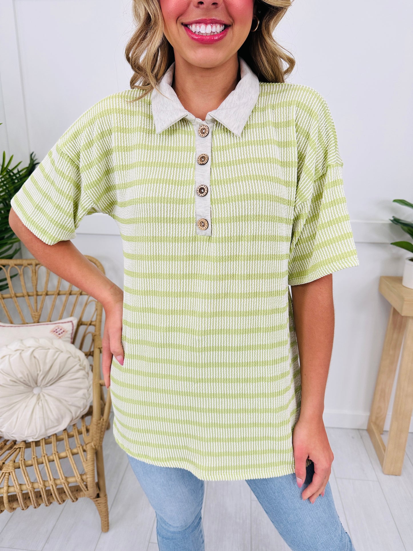 Citrus Twist Top in Off White/Lime