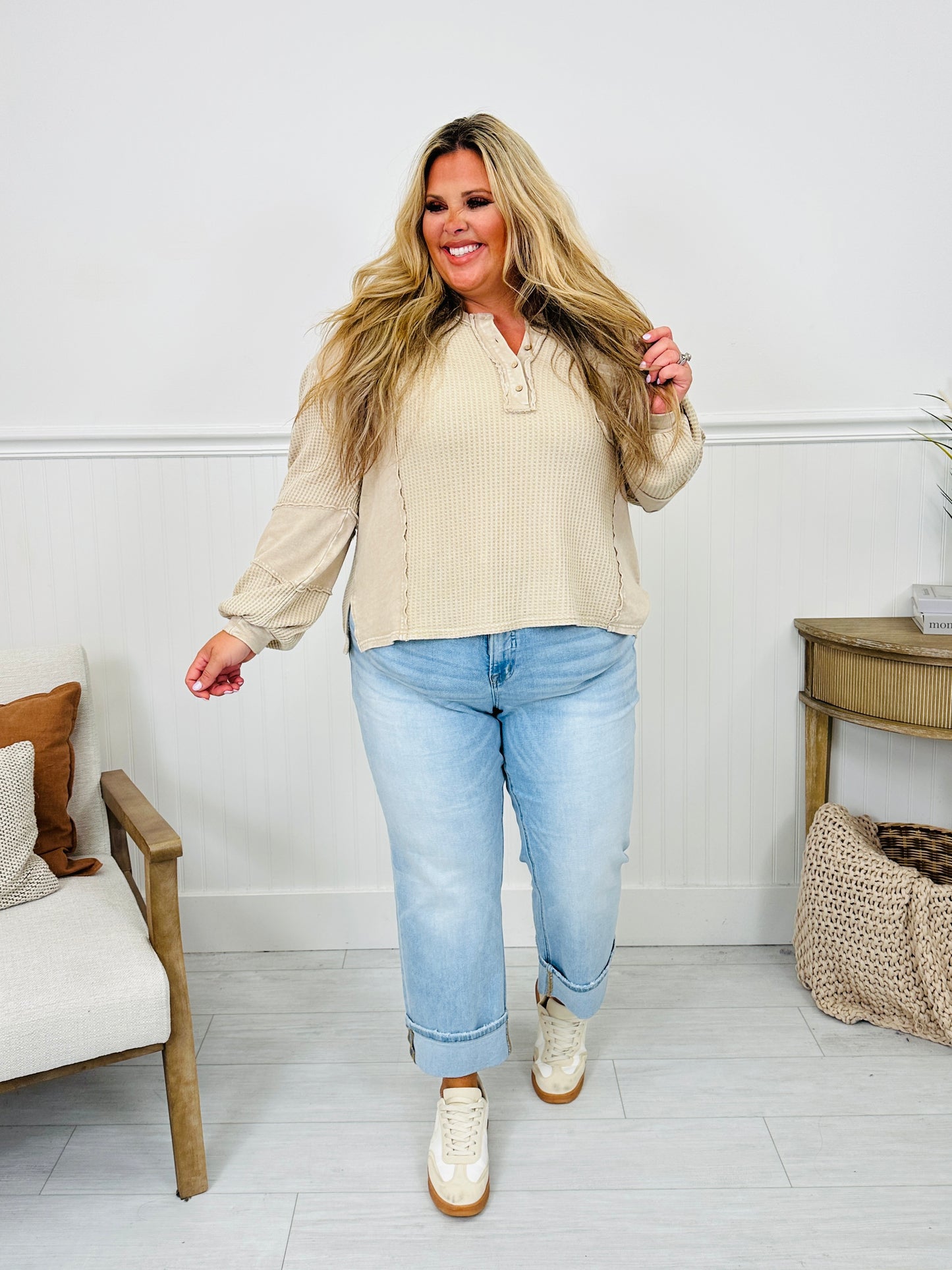 Set it Straight Tummy Control MOCO Exclusive Straight Leg Jeans