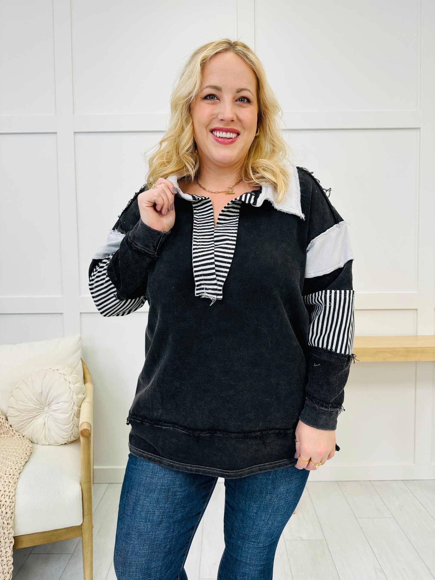 Striped Edge Pullover In Black Combo