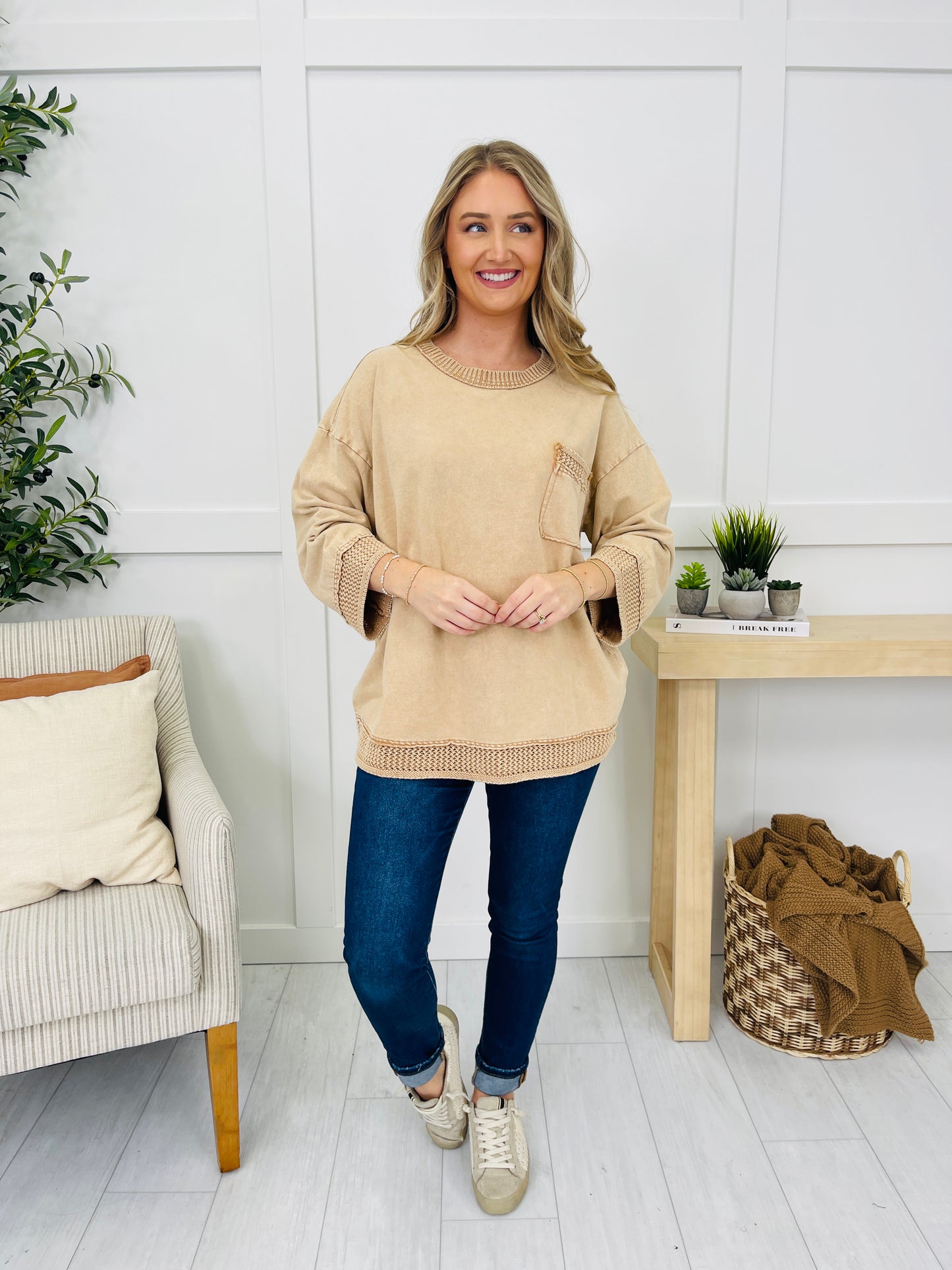 Sweet On Simple Pullover in Mocha