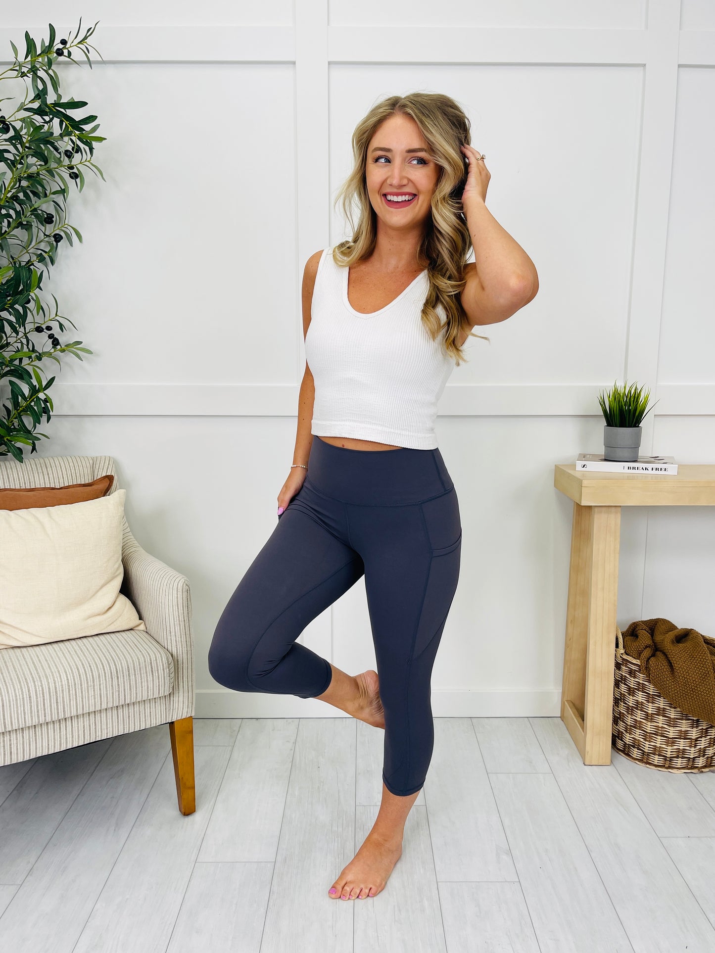 Vital Motion Capri Leggings in Charcoal