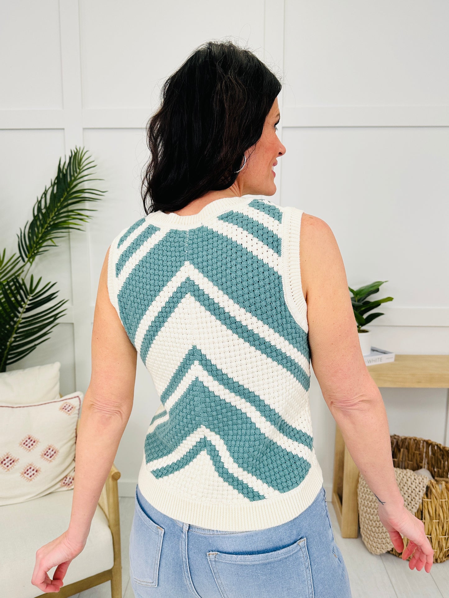 Chasing Chevron Tank Top in Teal/White