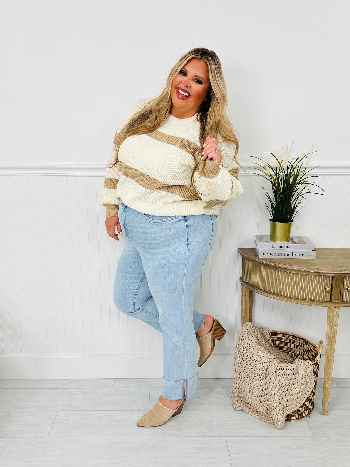 Crush On The Cuff Tummy Control Mom Jeans