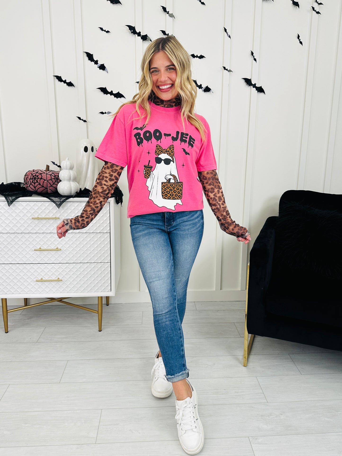 Boo-Jee Graphic Tee-Multiple Colors!