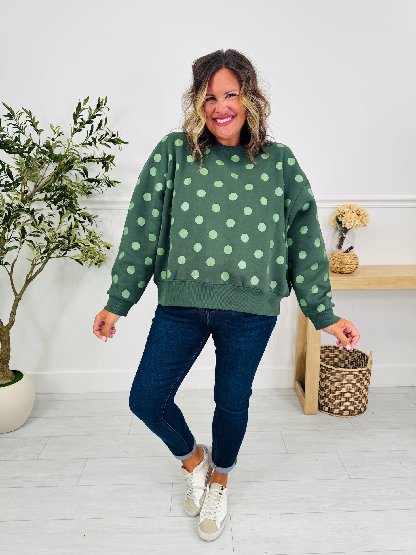 Dot Your Day Pullover In Green