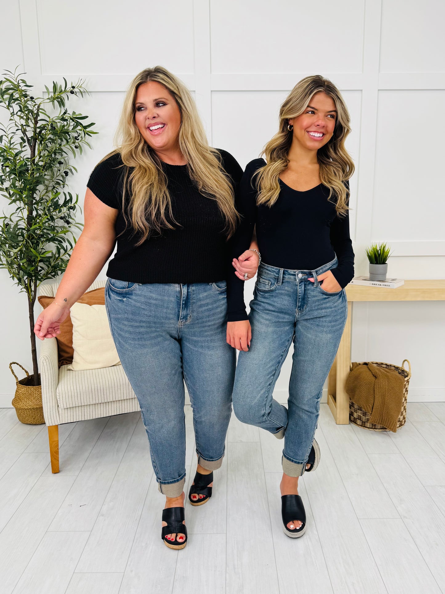 Judy Blue Cuffed and Confident Boyfriend Jeans