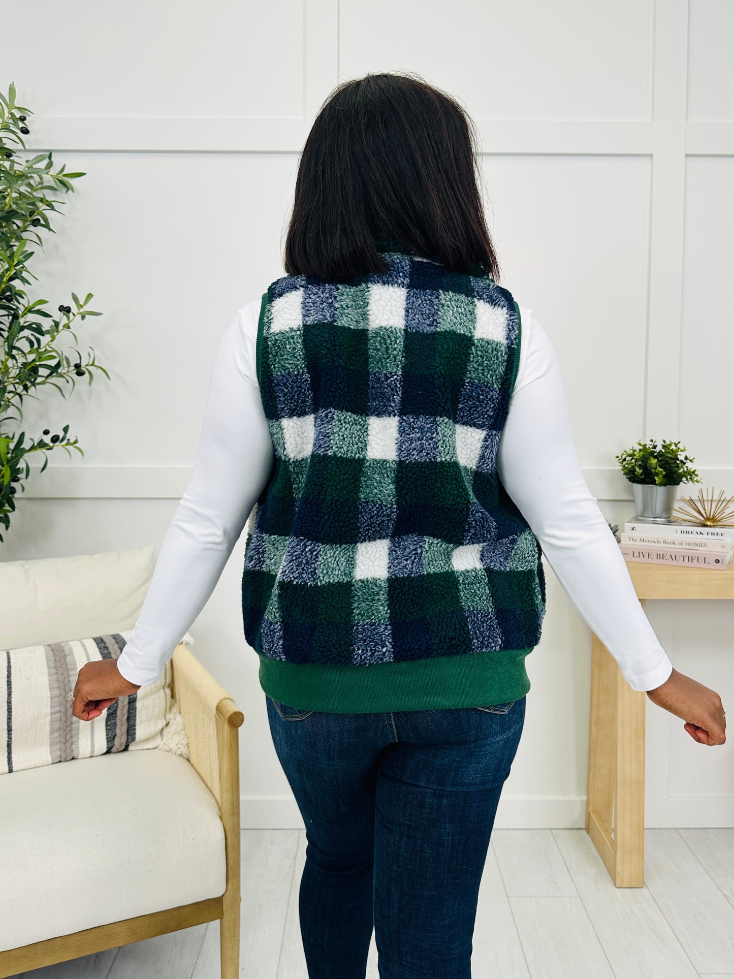 Patterned Pathway Vest in Green