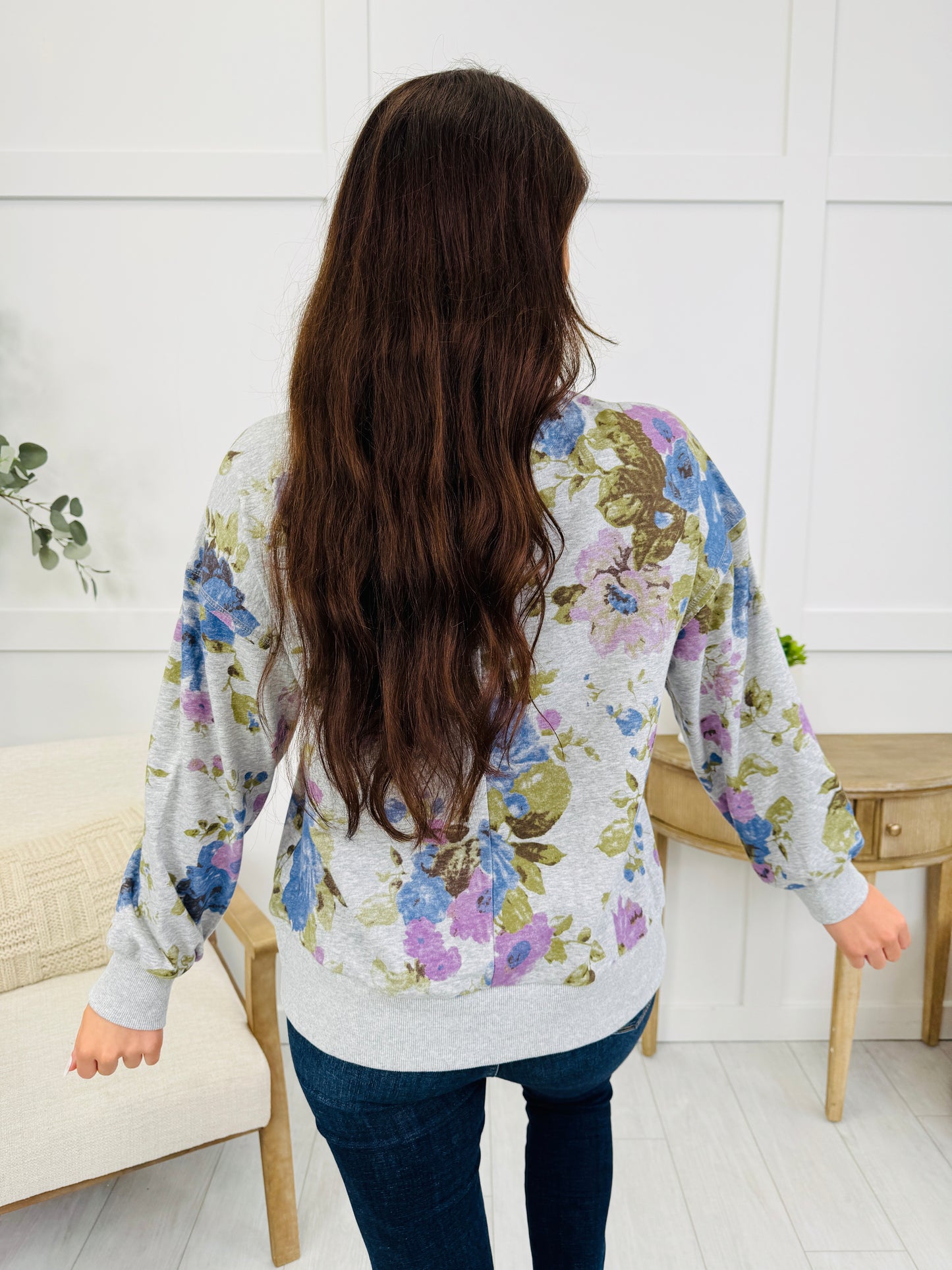 Sunday Blooms Top In H Gray Mix