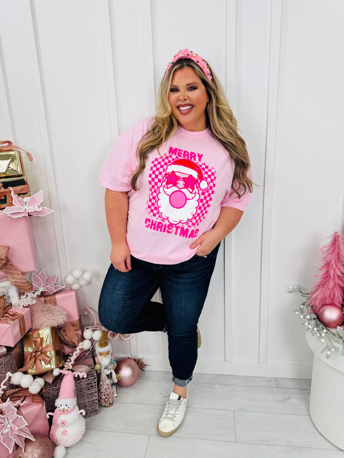 Merry Christmas Checkered Bubblegum Graphic Tee