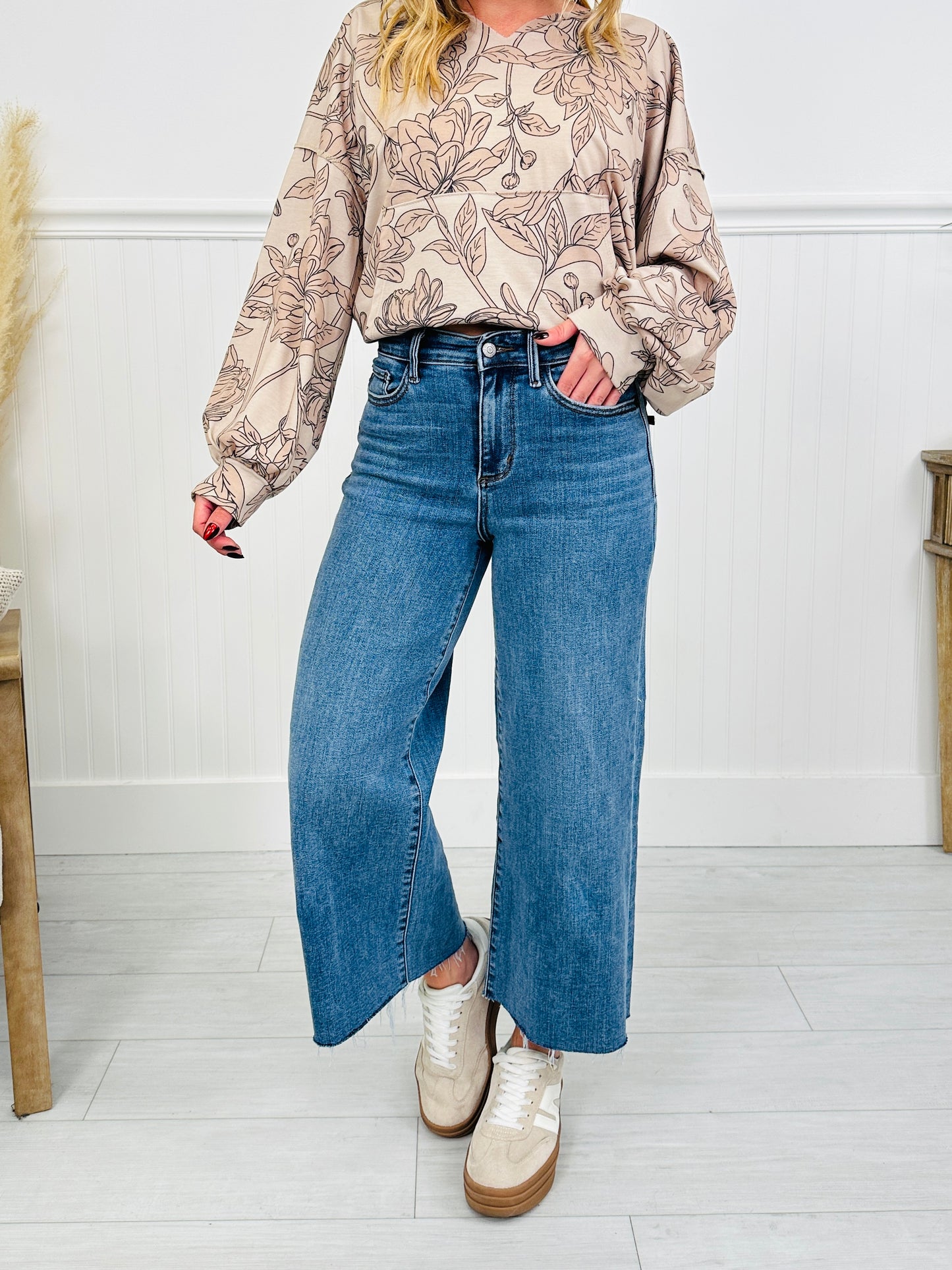 Judy Blue Anything Goes Wide Leg Cropped Jeans