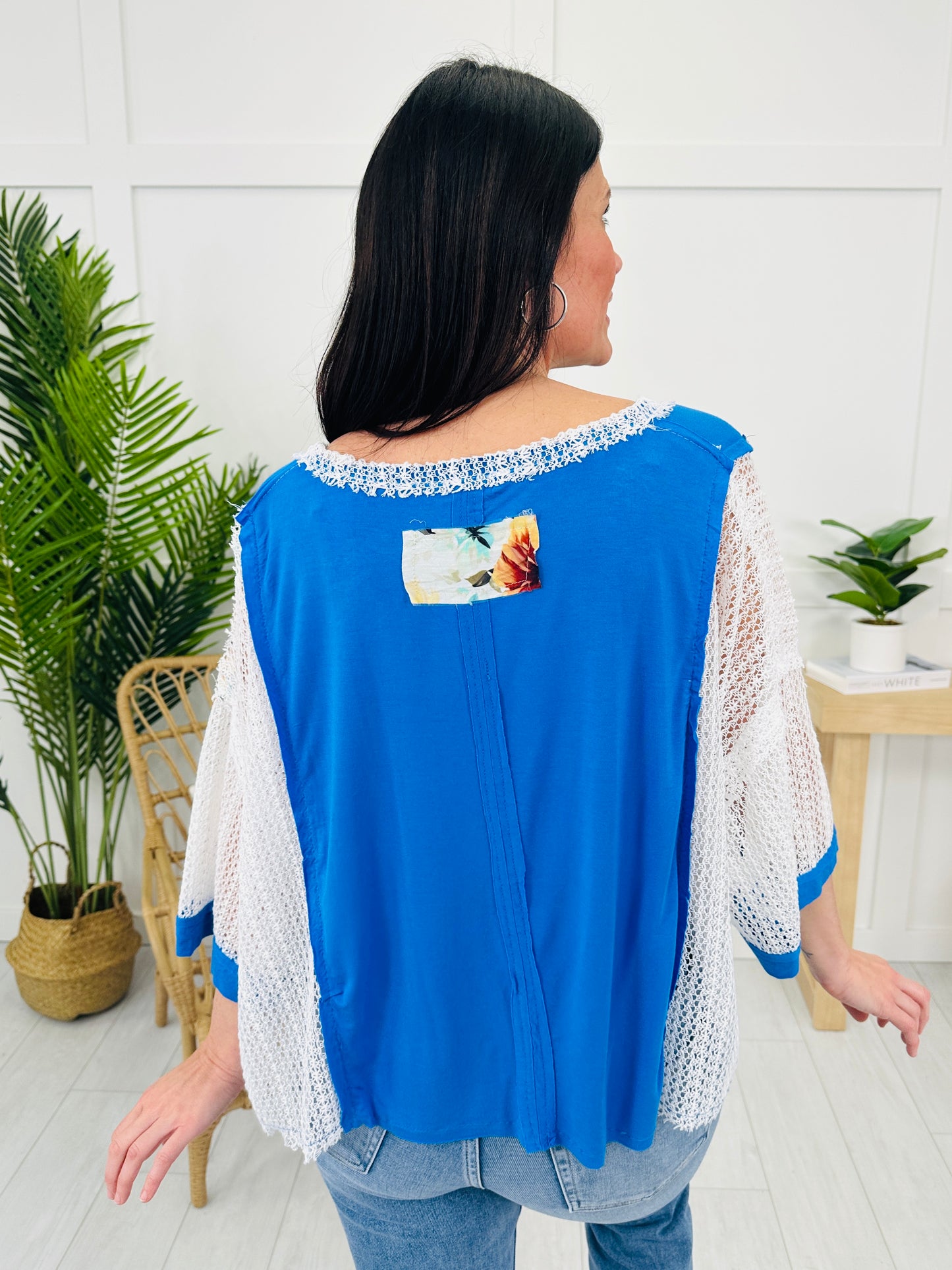 Wanderlust Patch Top In Sea Blue
