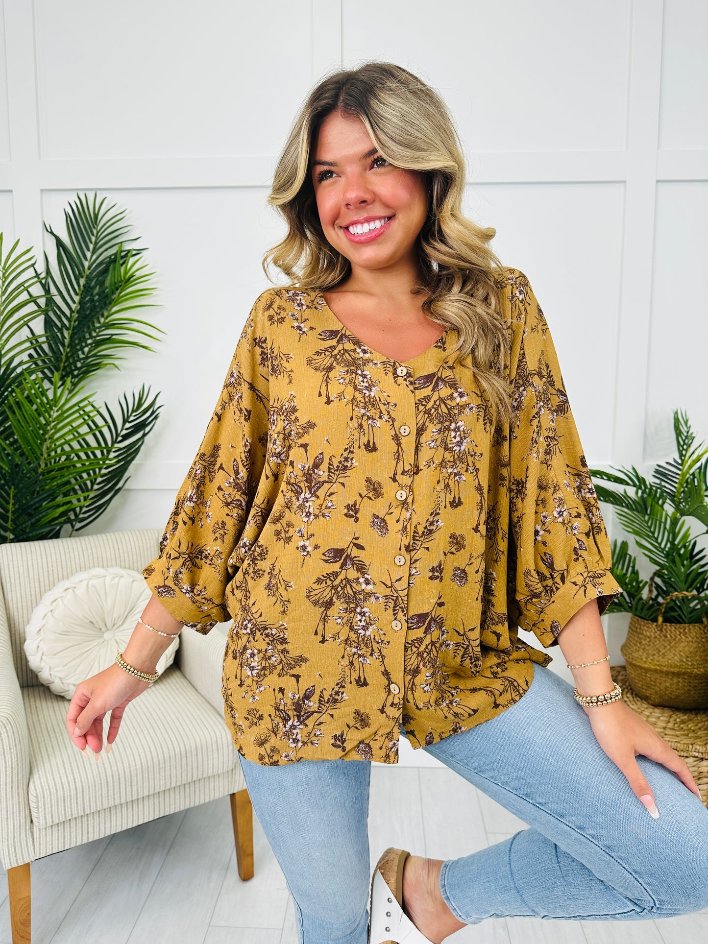Love Knows Light Top in Gold Mustard