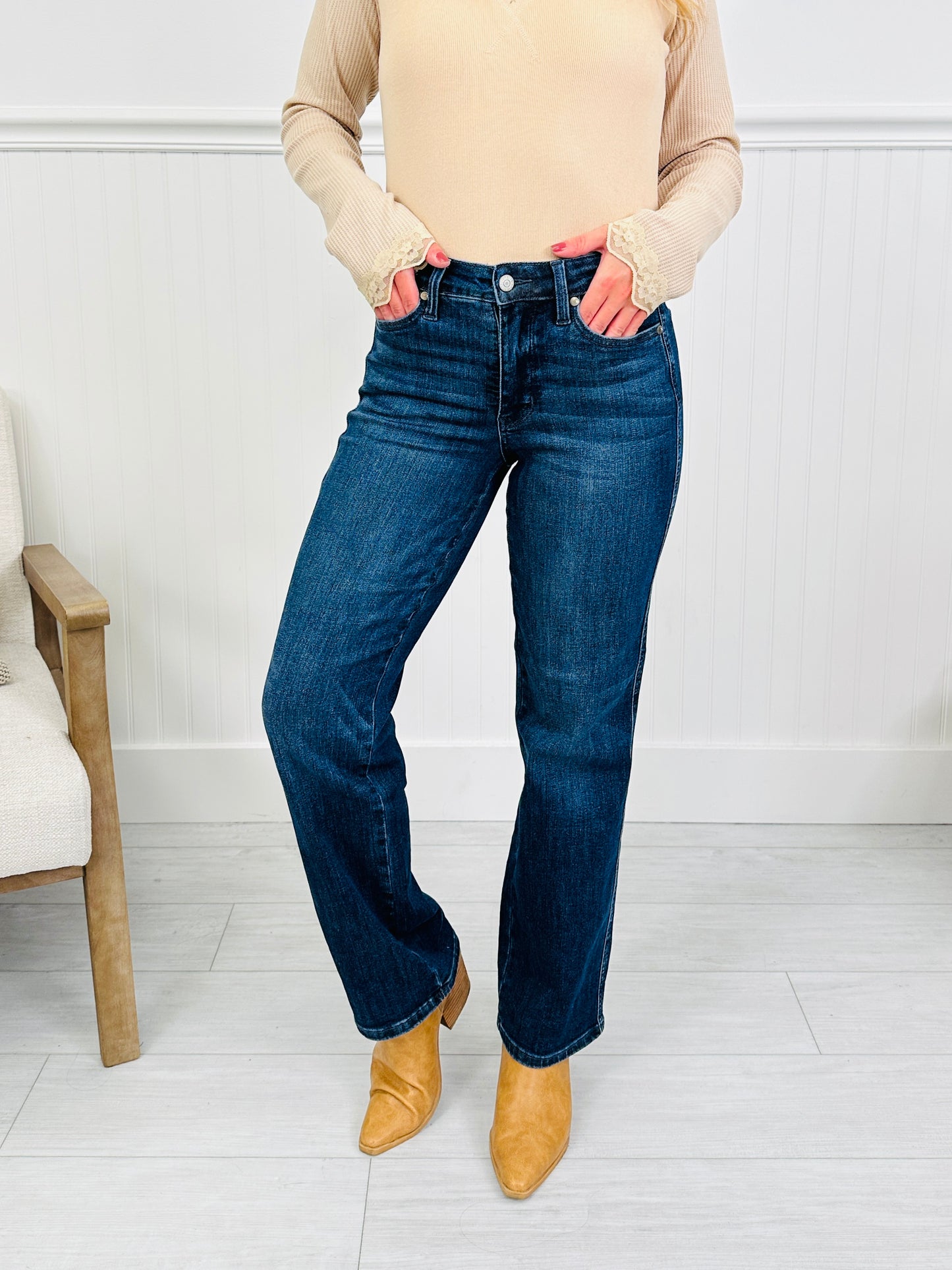 Judy Blue REG/CURVY Be In Control Tummy Control Straight Jeans- Multiple Inseams!
