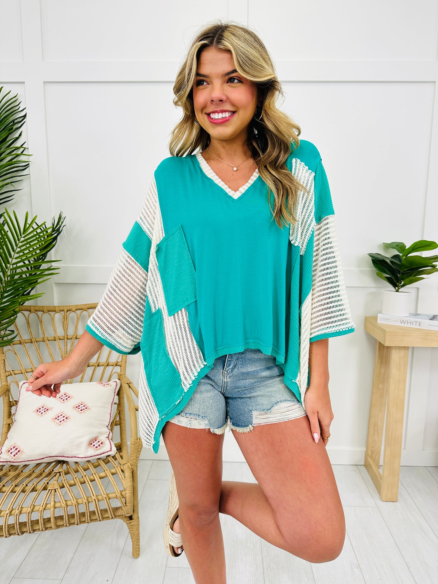 Airy Elegance Top In Jungle Green