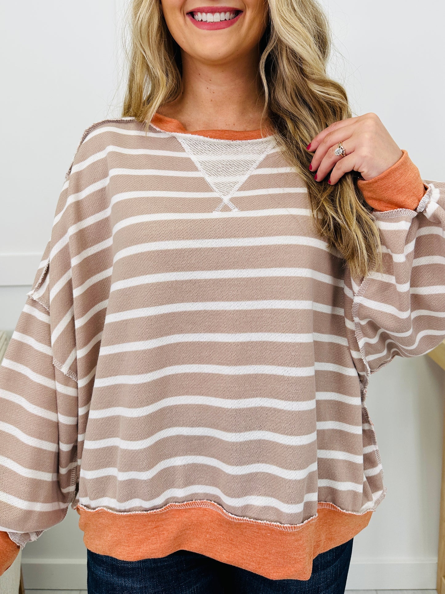 Tangled In Sunday Pullover in Taupe/Ivory/Rust