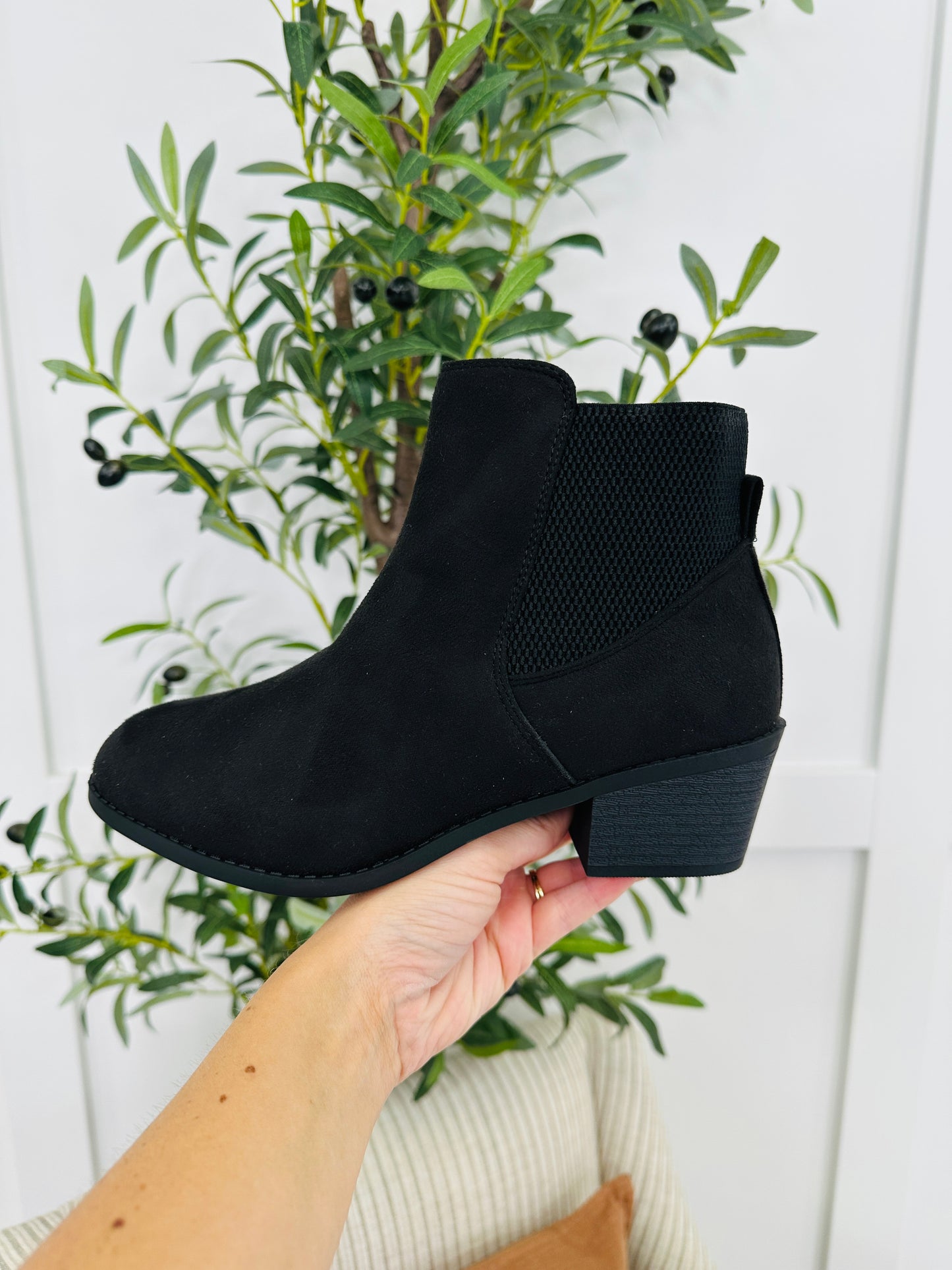 Rebel Root Booties in Black