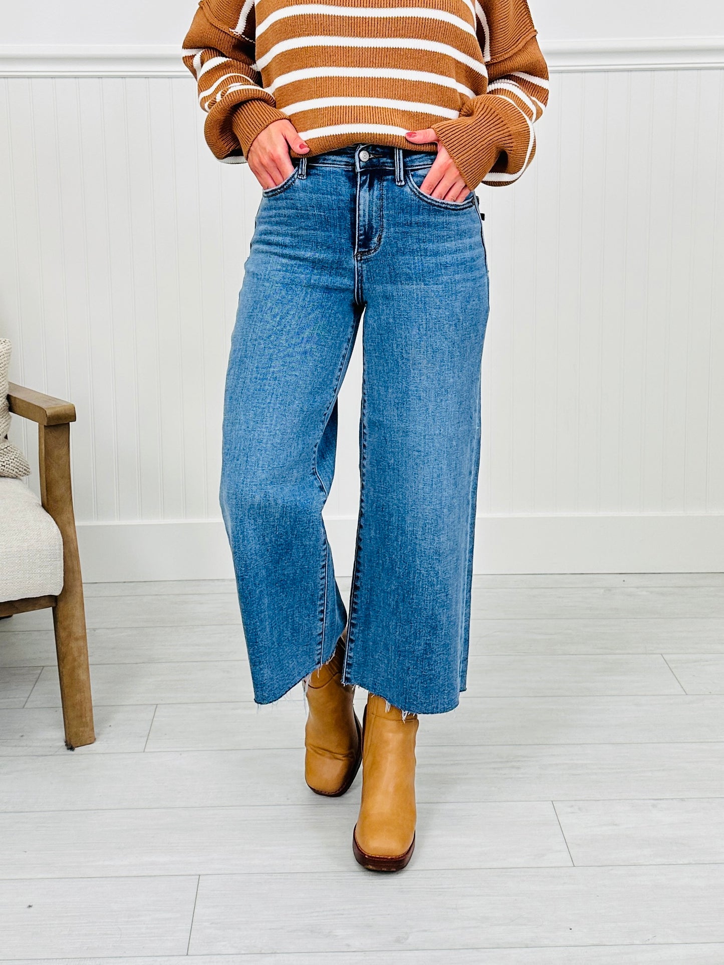 Judy Blue Anything Goes Wide Leg Cropped Jeans