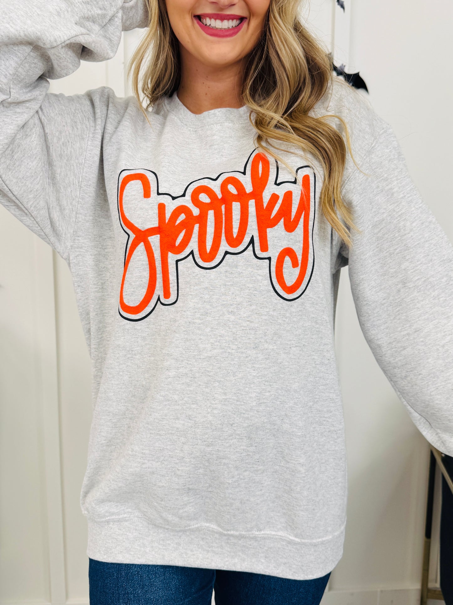 Spooky Script Graphic Crewneck Sweatshirt