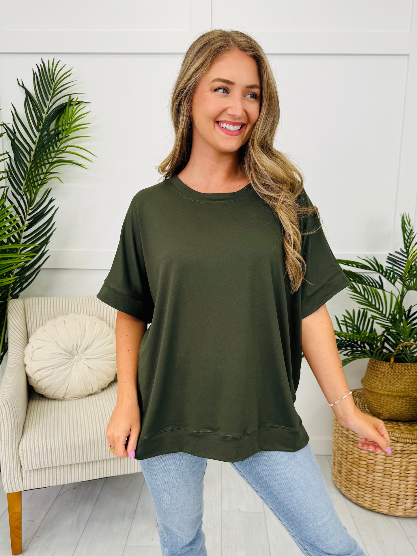 Momentum Moves Top- Multiple Colors!