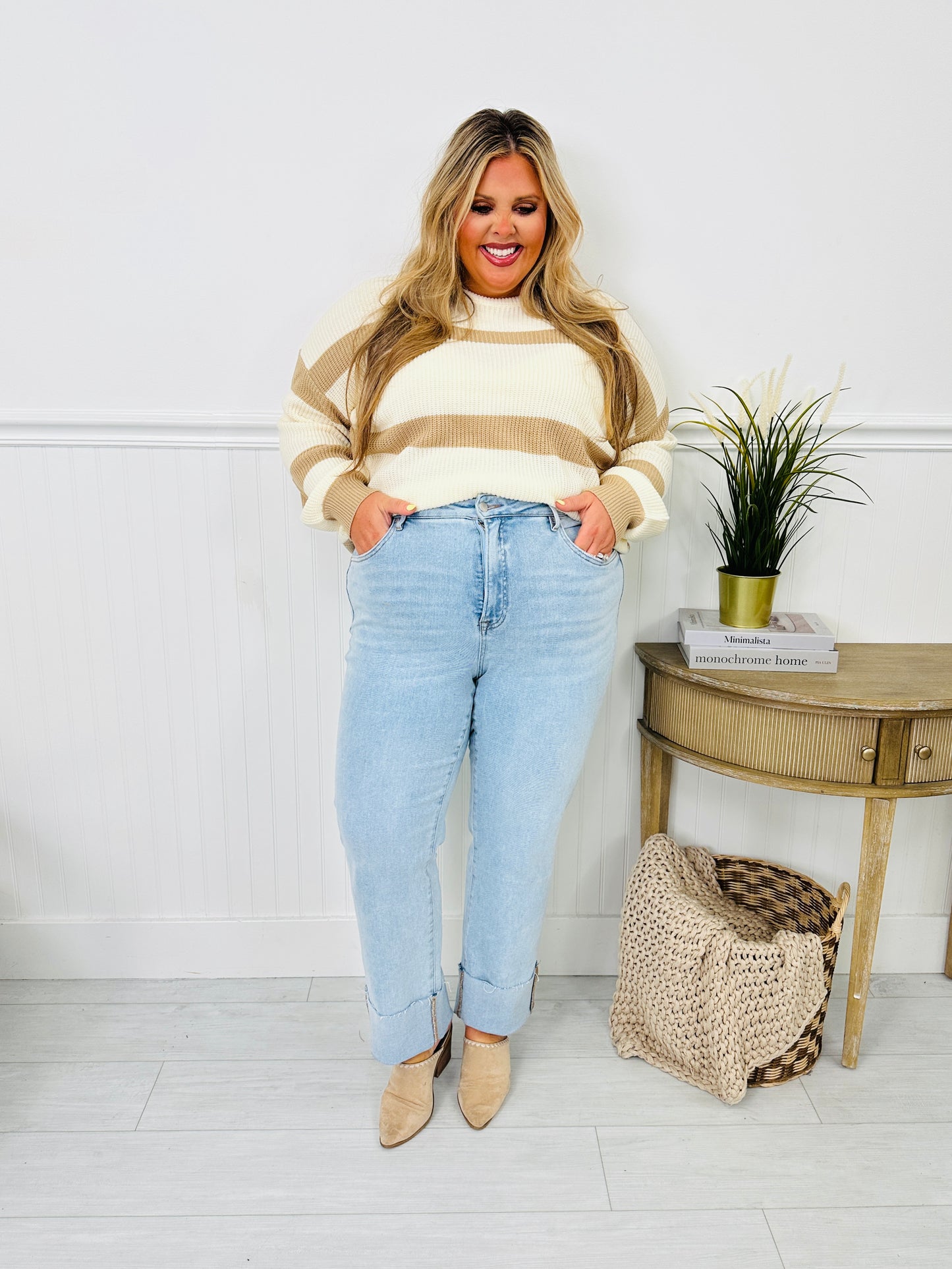 Crush On The Cuff Tummy Control Mom Jeans