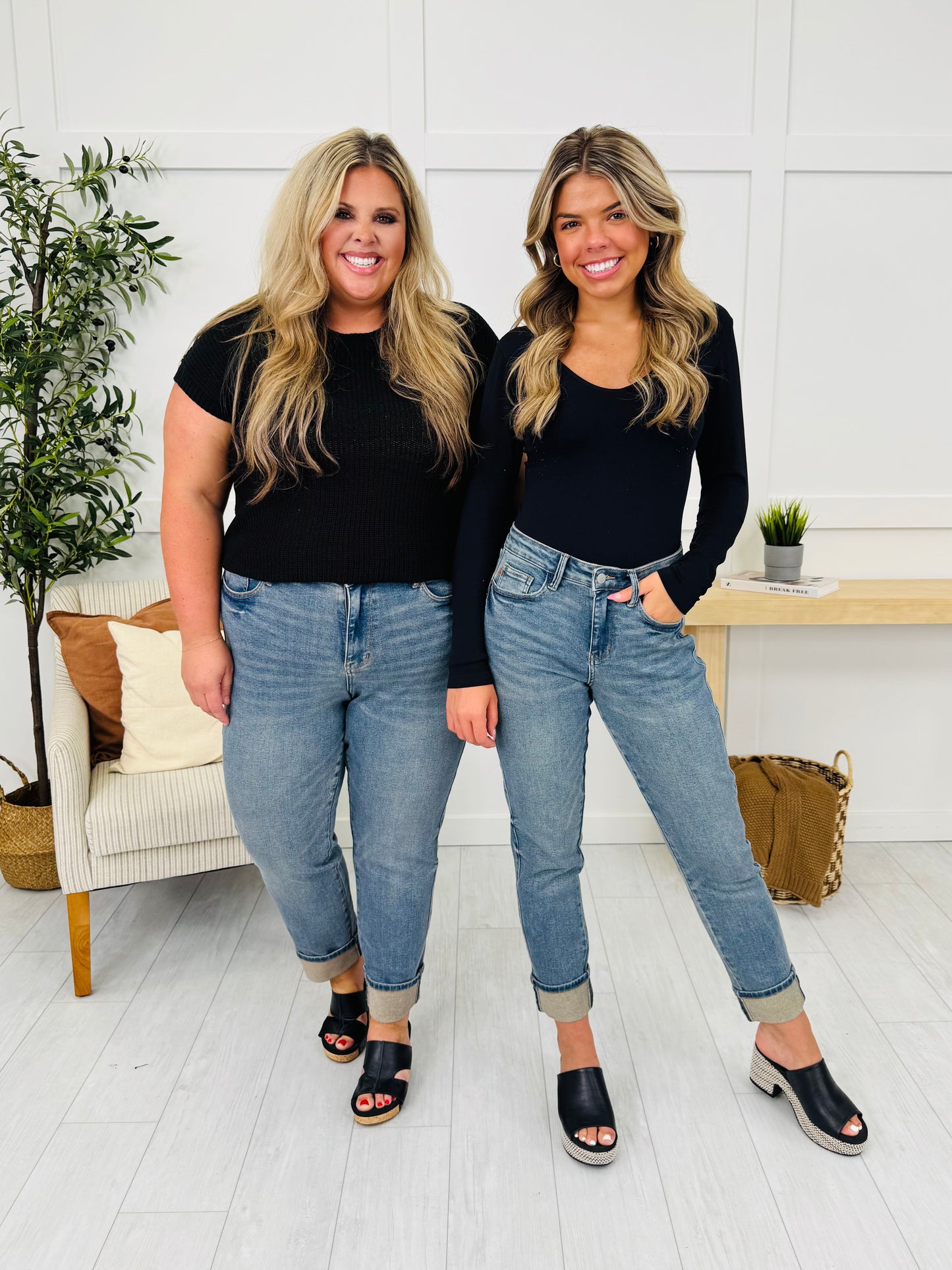 Judy Blue Cuffed and Confident Boyfriend Jeans