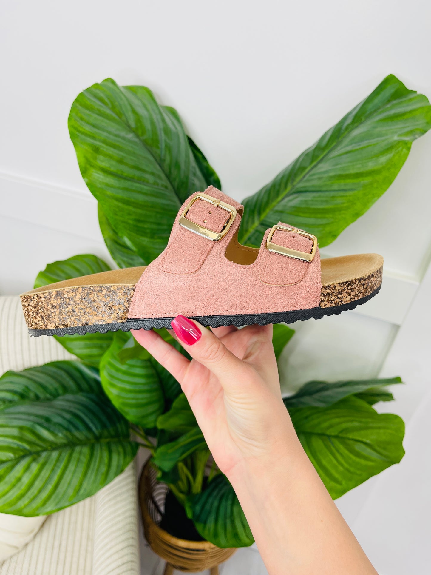 Daily Step Sandals In Mauve Suede