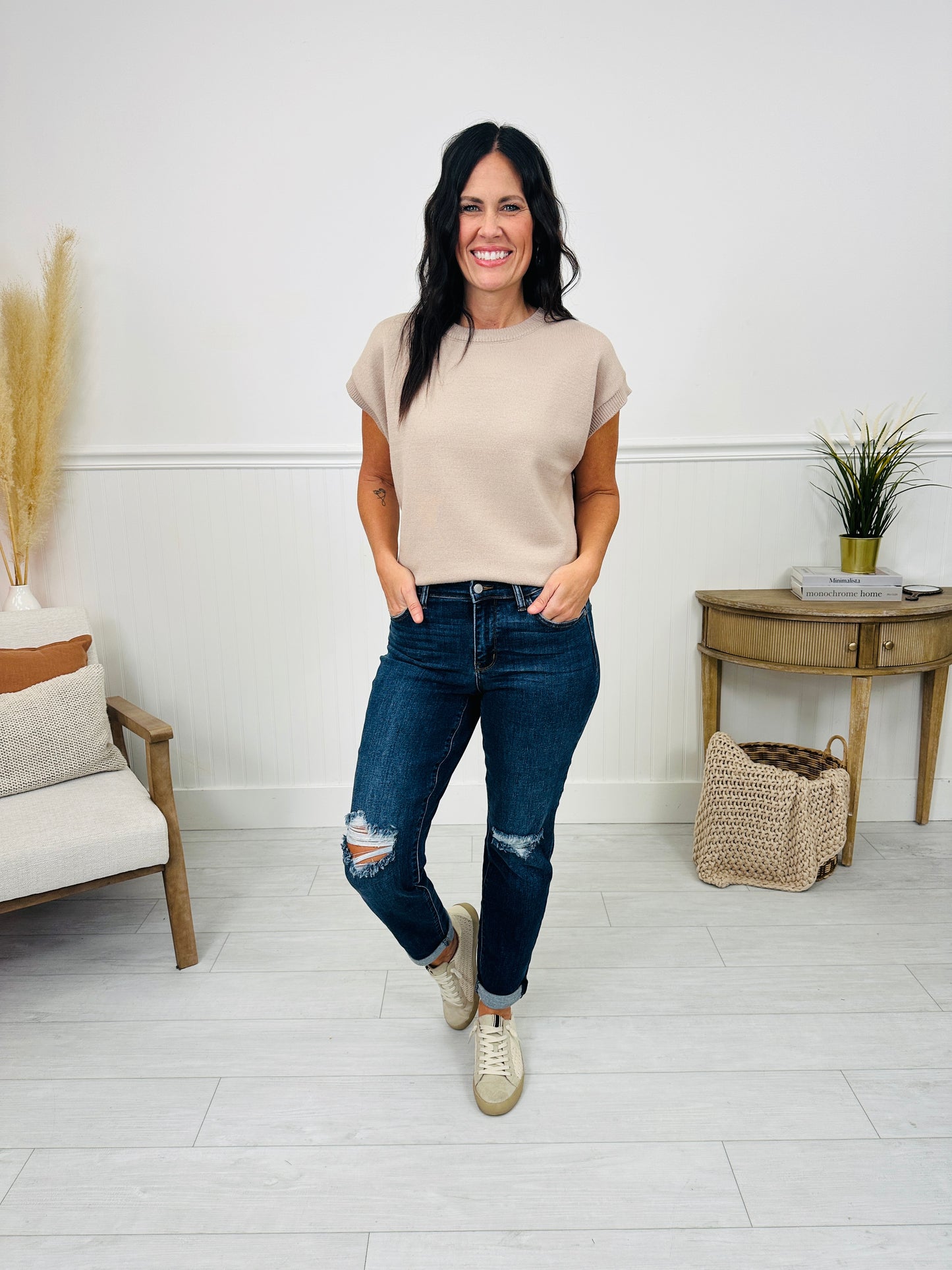 Judy Blue Walk This Way Slim Straight Leg Jeans in Reg/Curvy
