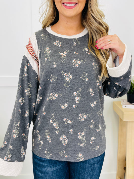 Dream With Florals Pullover