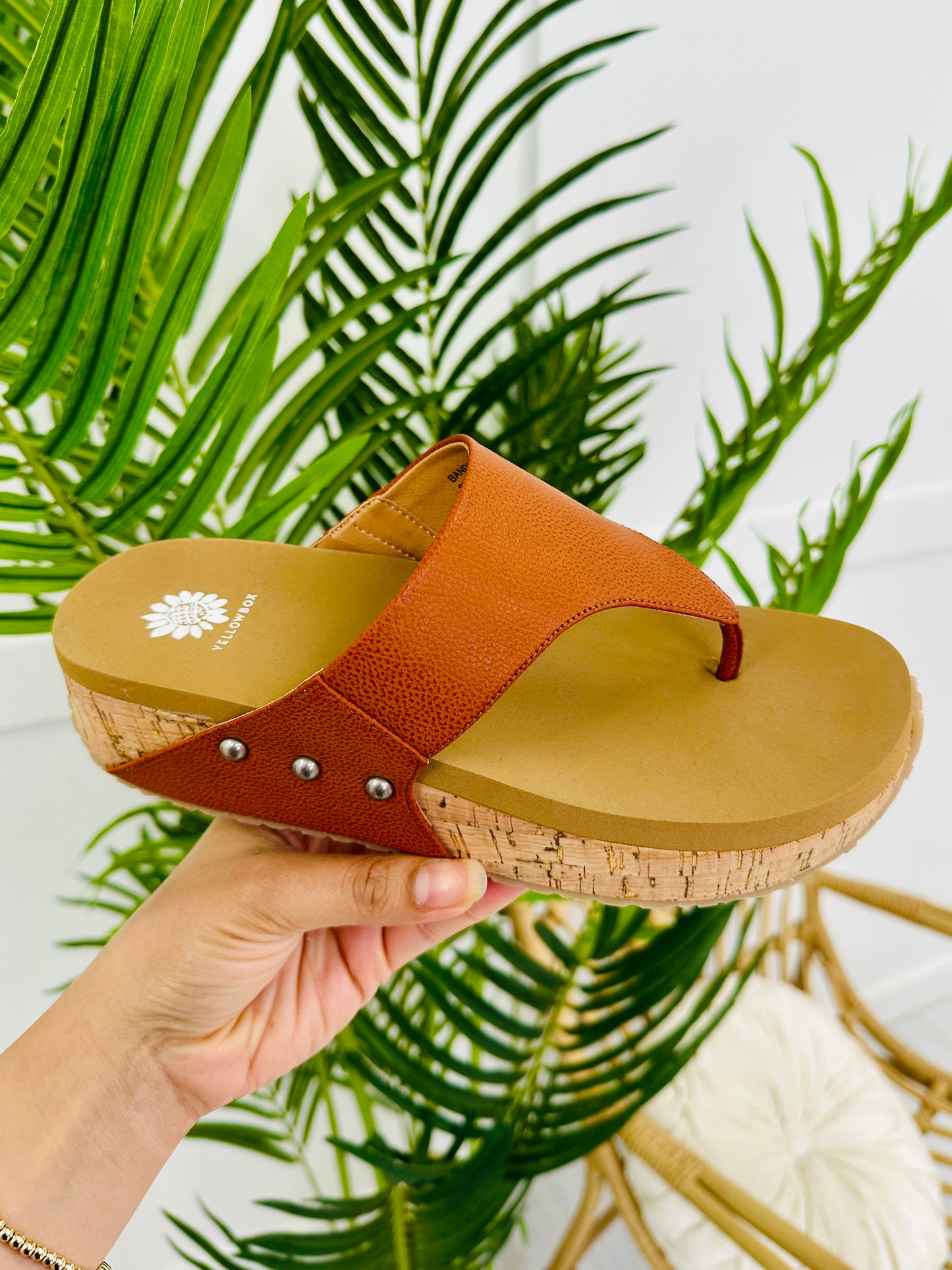 Breezy Elevation Sandals in Tan