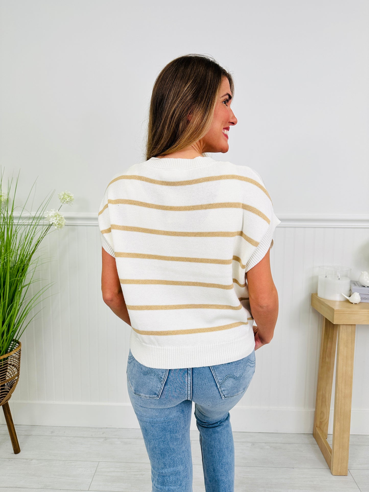 Soft Frame Top In Taupe