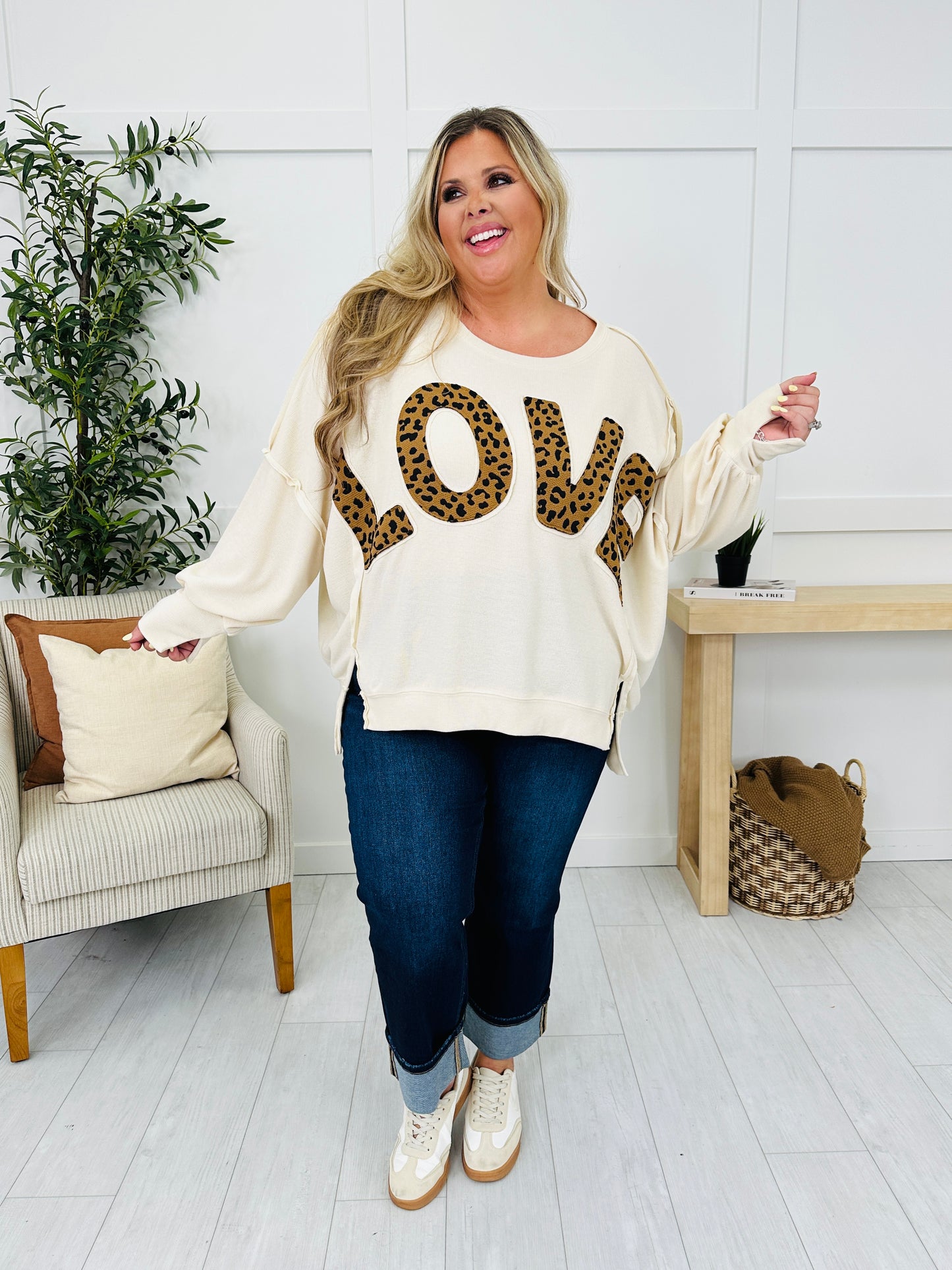 Love On The Loose Pullover