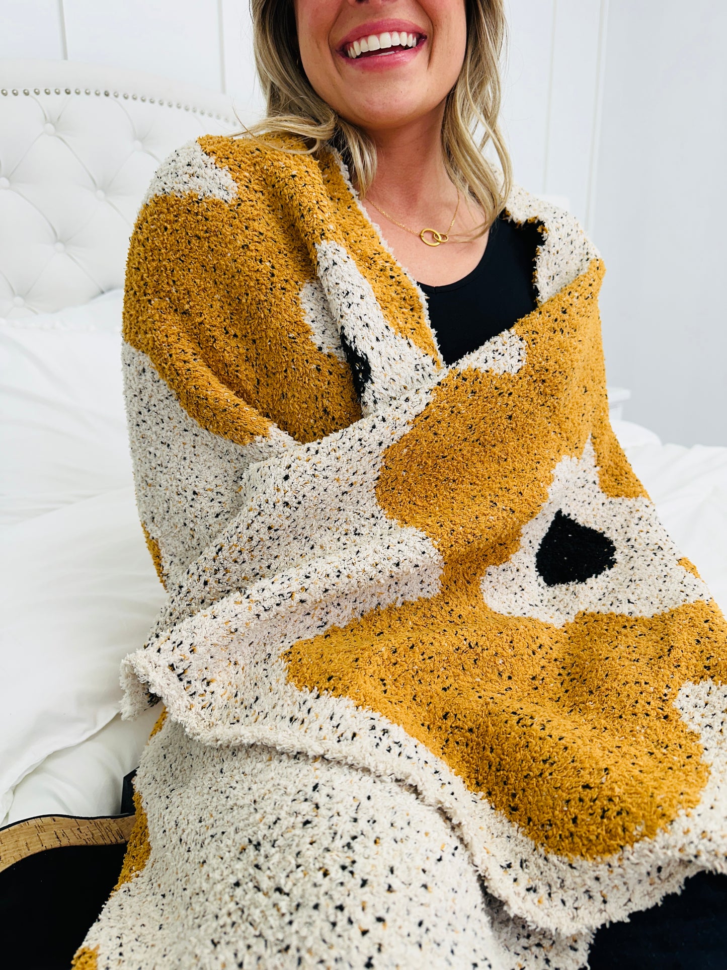 Restock! Flower Pattern Blanket- Multiple Colors!