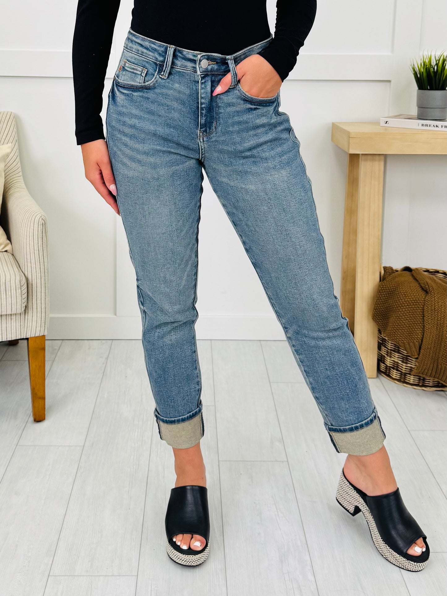Judy Blue Cuffed and Confident Boyfriend Jeans