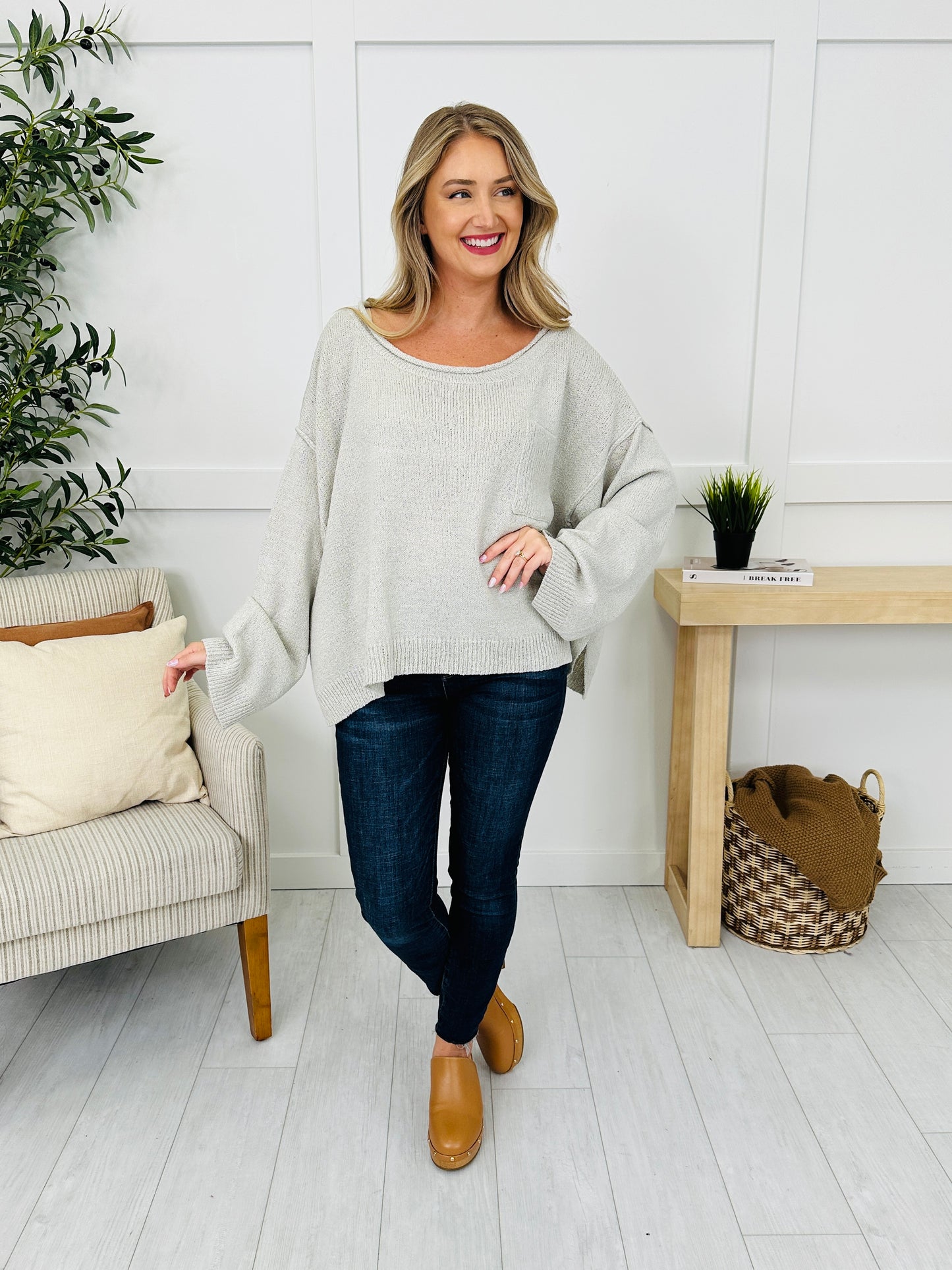 Simple Mood Sweater