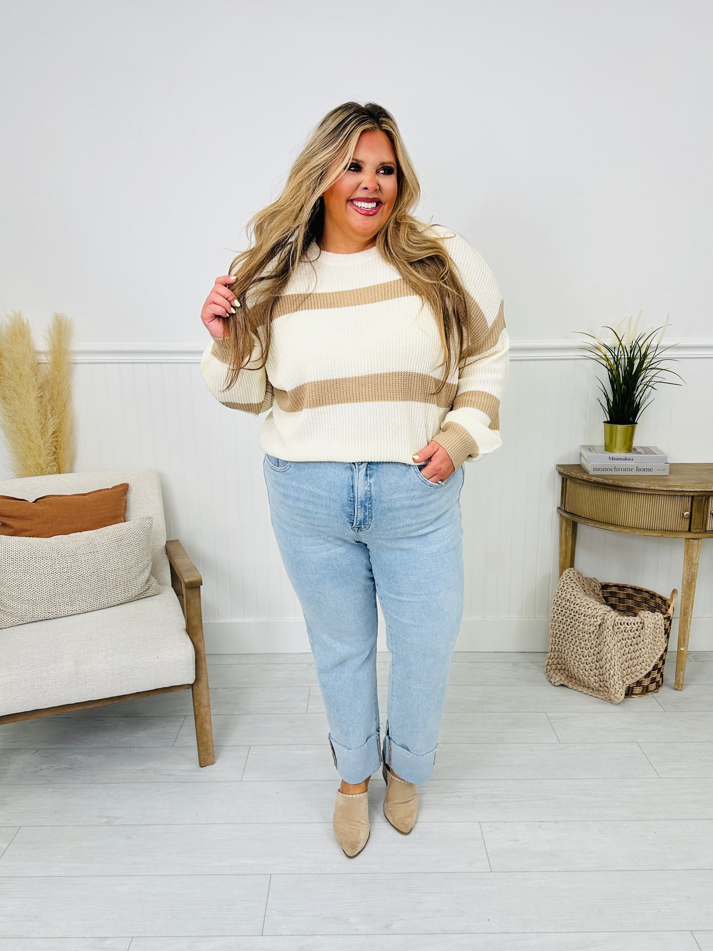 Crush On The Cuff Tummy Control Mom Jeans