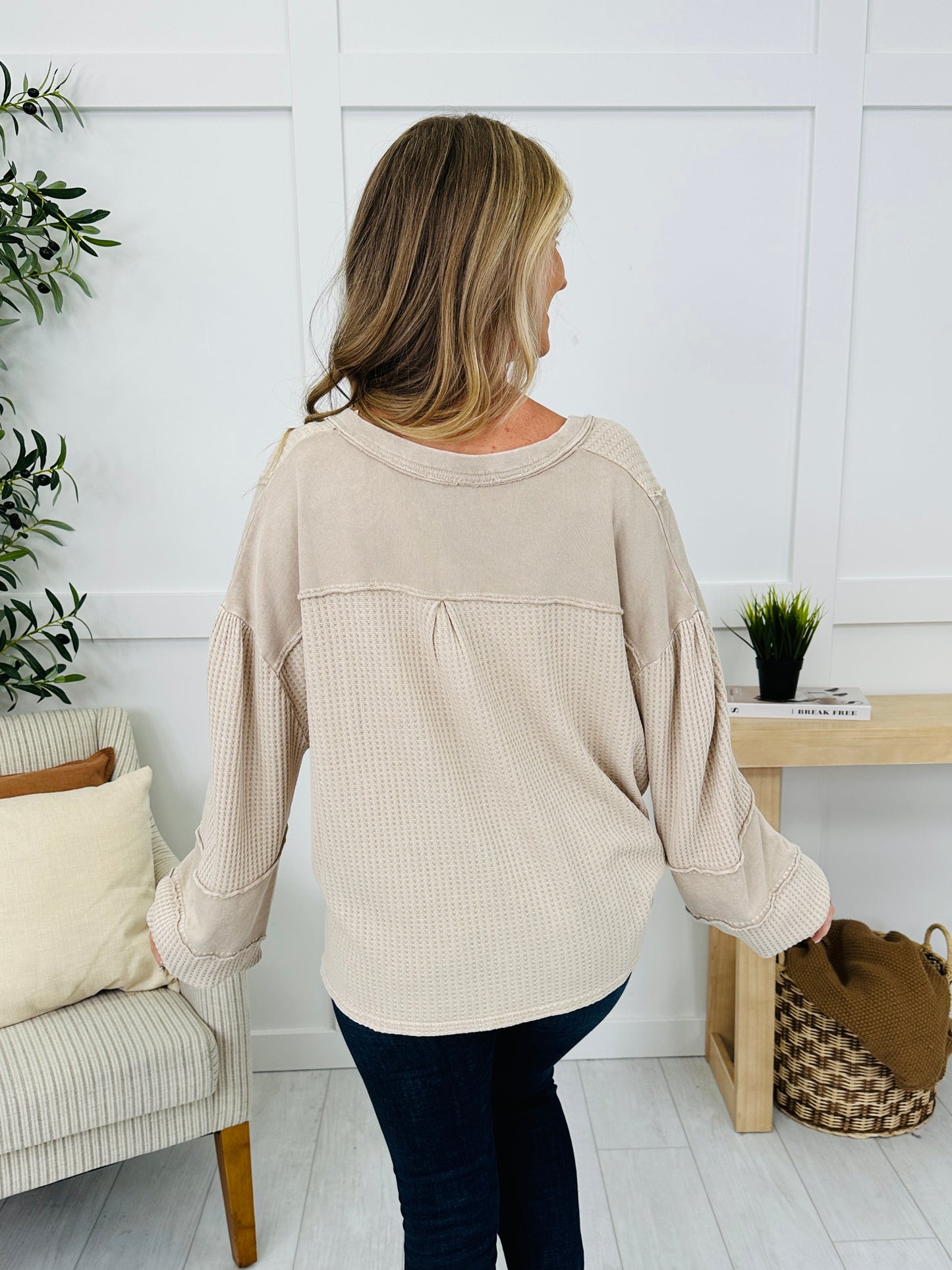 The Edge Edit Top in Mushroom