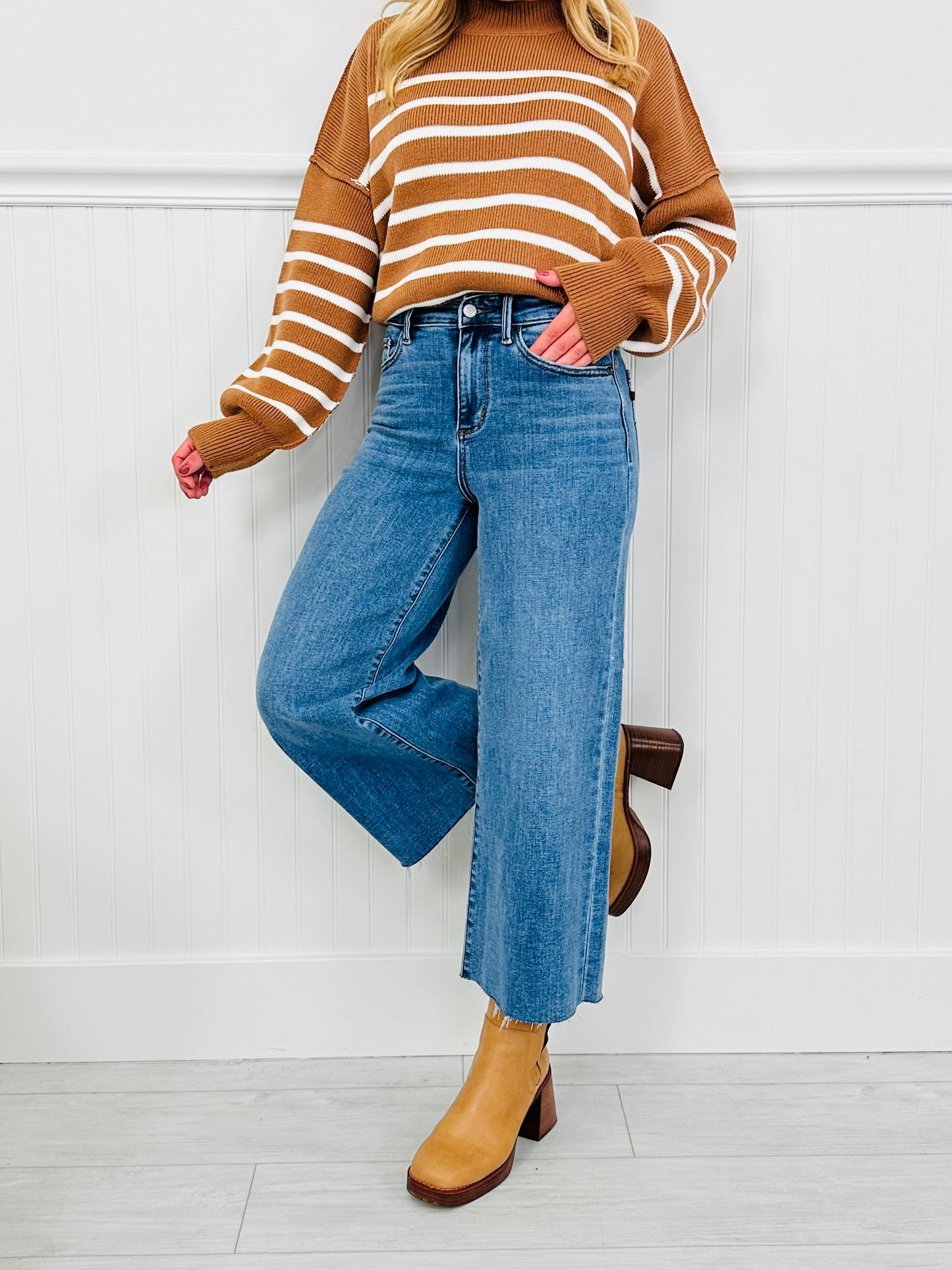 Judy Blue Anything Goes Wide Leg Cropped Jeans