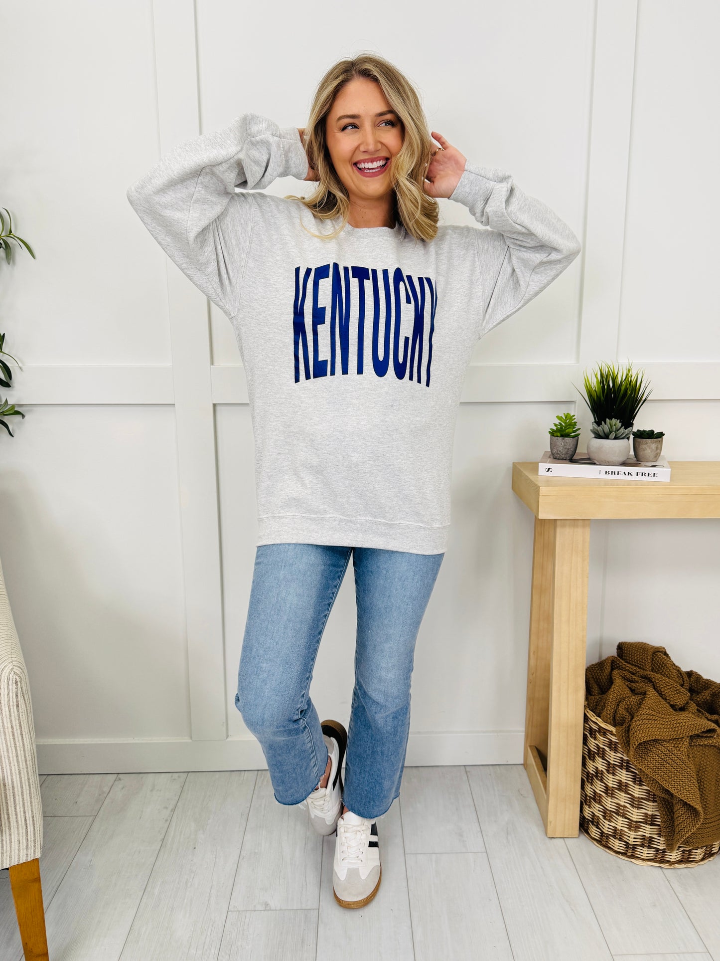 Kentucky Reversible KY Graphic Crewneck Sweatshirt