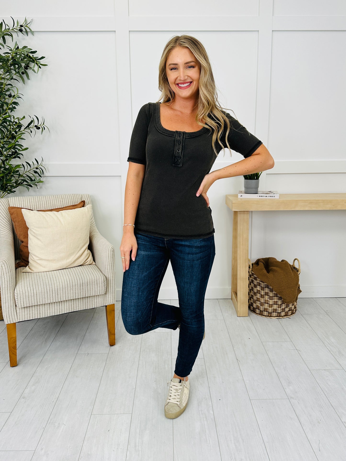 Buttoned Up Charm Top- Multiple Colors!