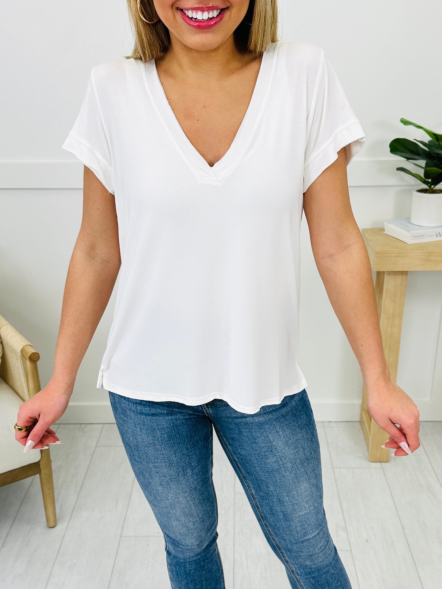 Free Flowing Top- Multiple Colors!