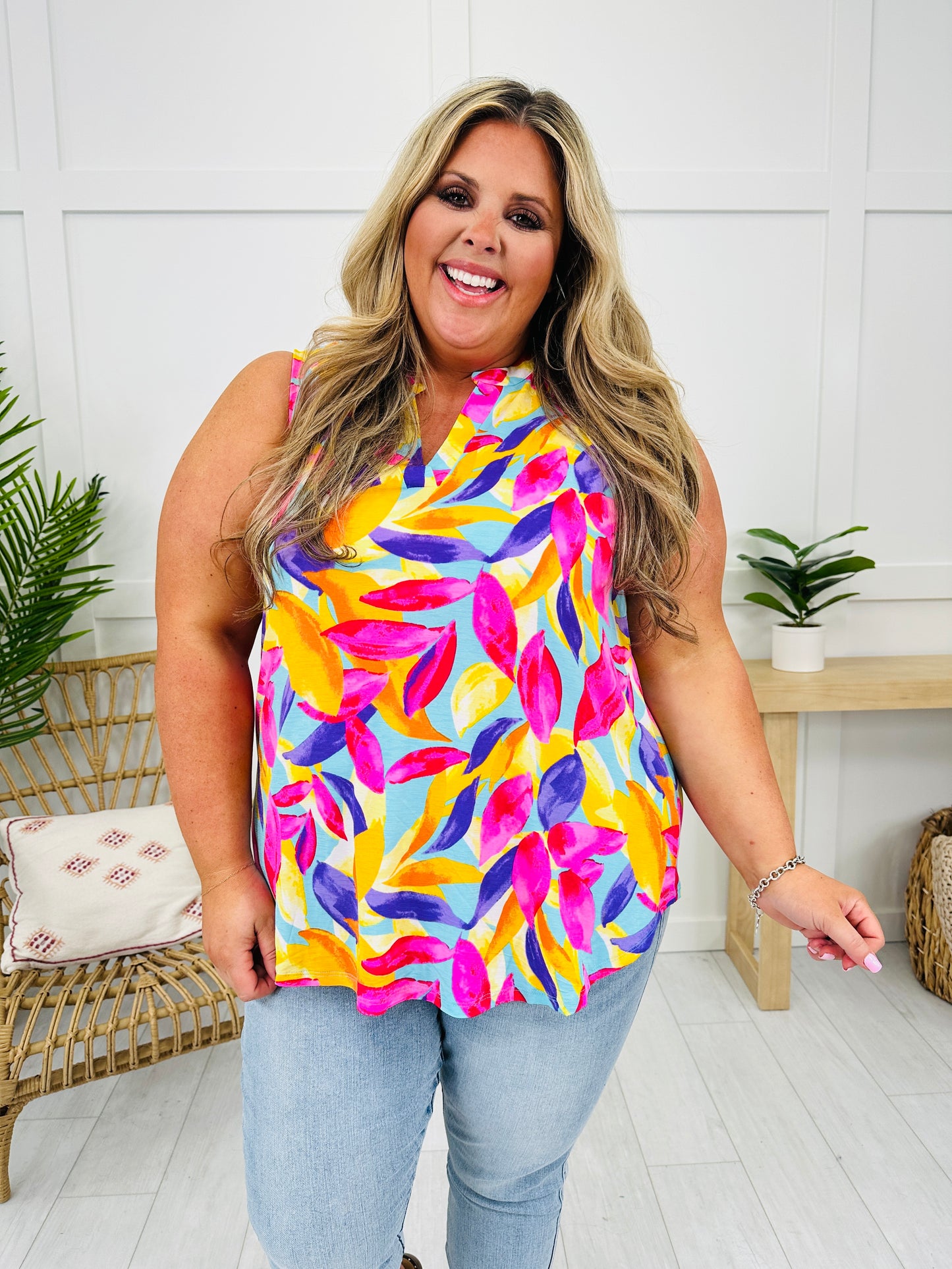 Sunny Days Tank Top in Grace Bay