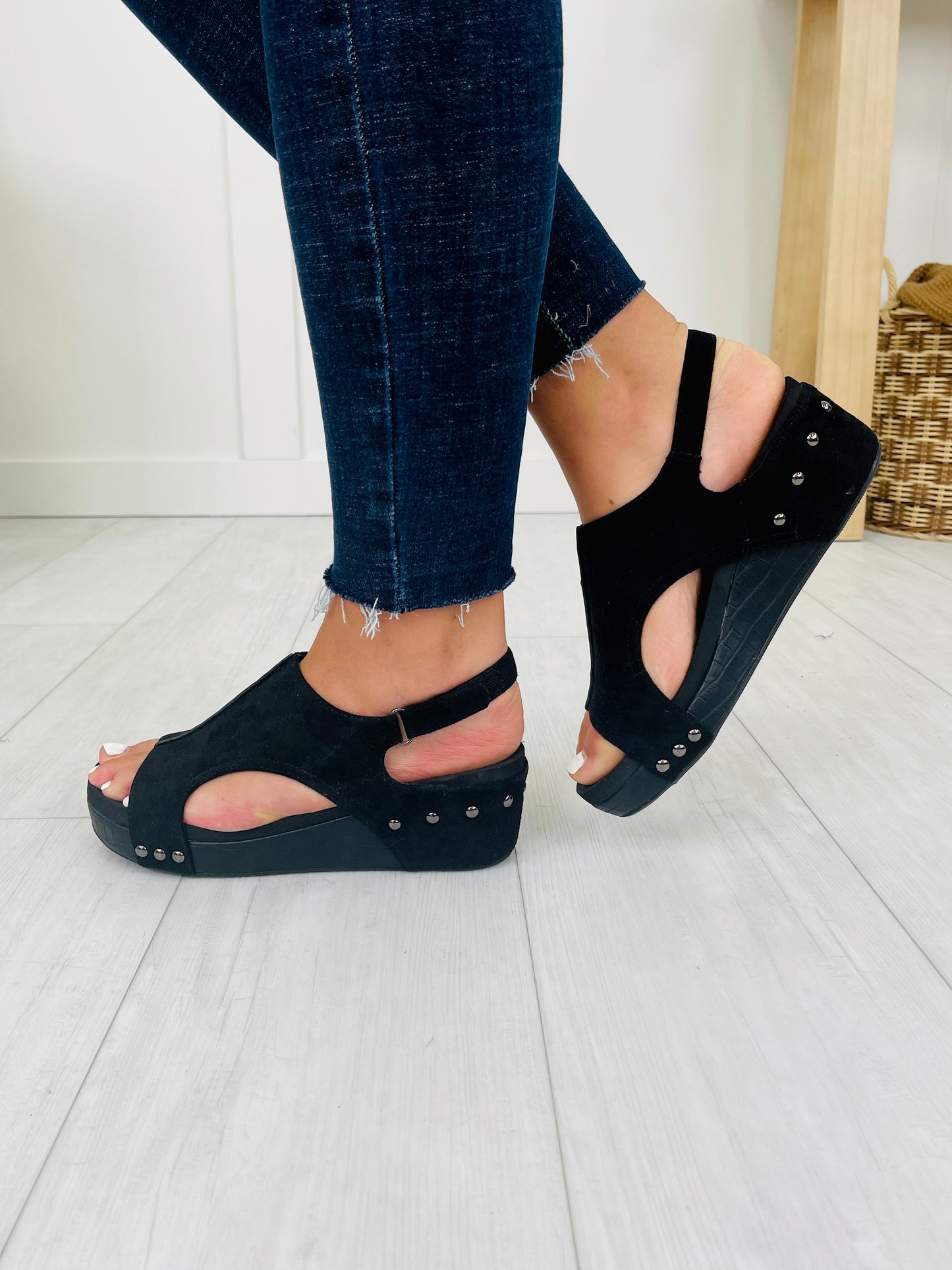 Studded Steps Wedges In Black Suede Croco