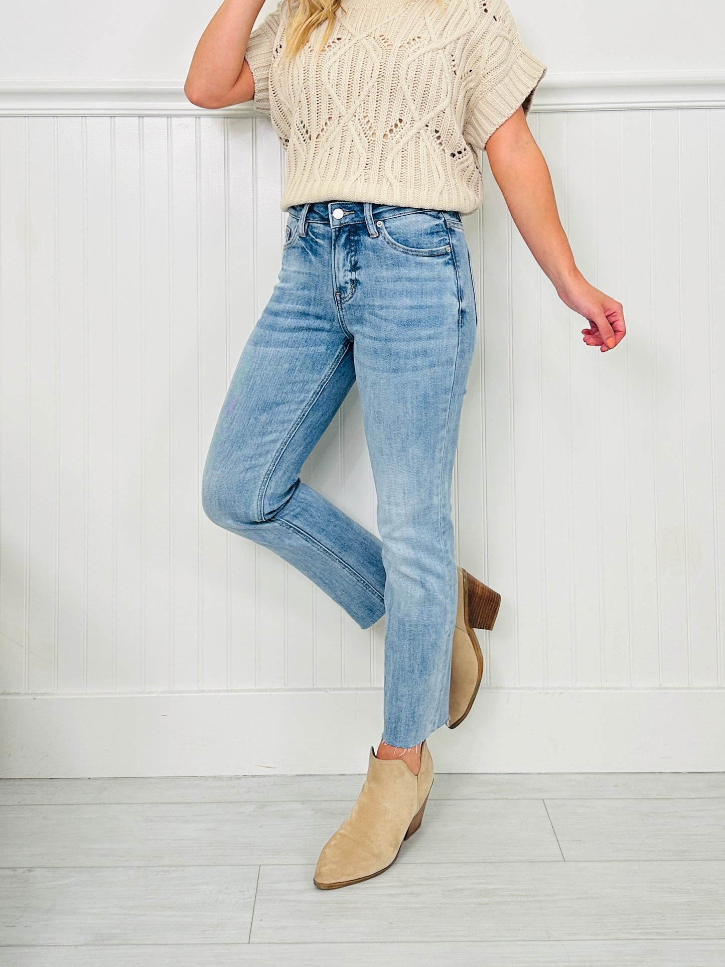 MOCO Exclusive Seamless Confidence Straight Leg Tummy Control Jeans