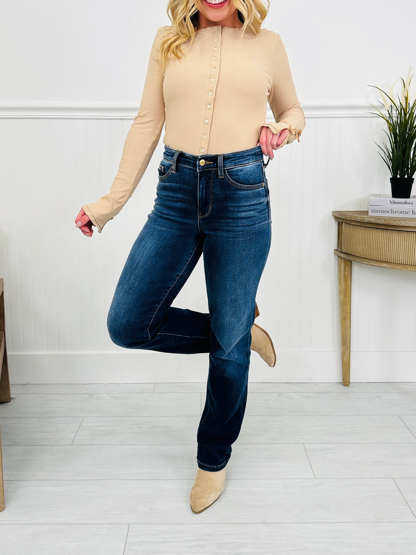 Judy Blue Snug in Style Thermal Straight Jeans