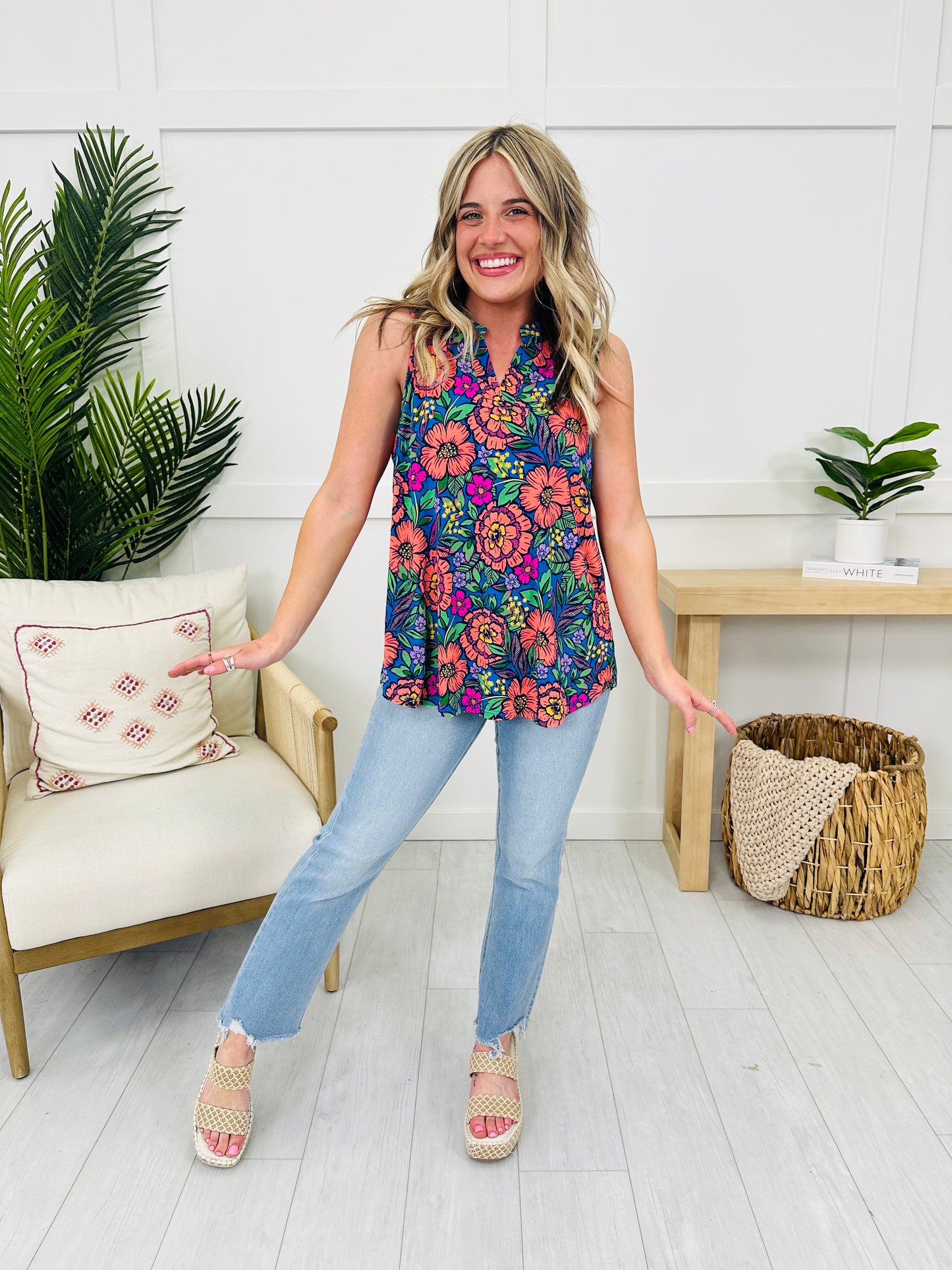 Sunny Days Tank Top in Sanibel