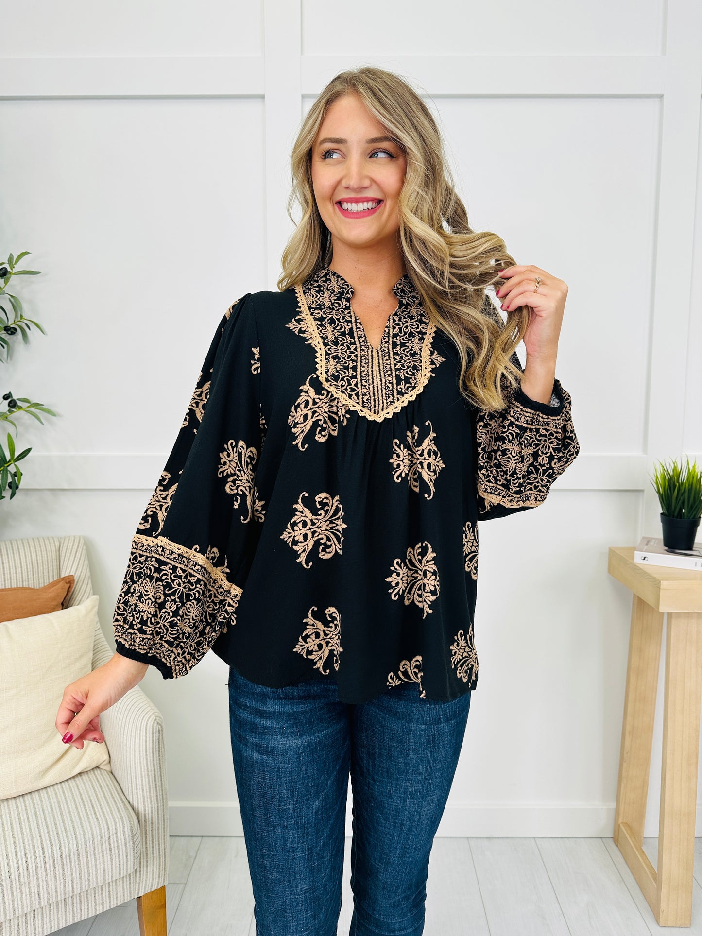 Delicate Authority Top