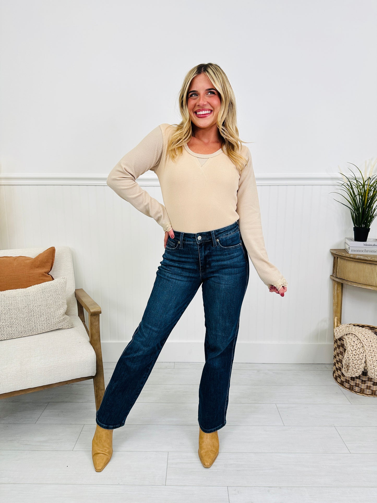 Judy Blue REG/CURVY Be In Control Tummy Control Straight Jeans- Multiple Inseams!