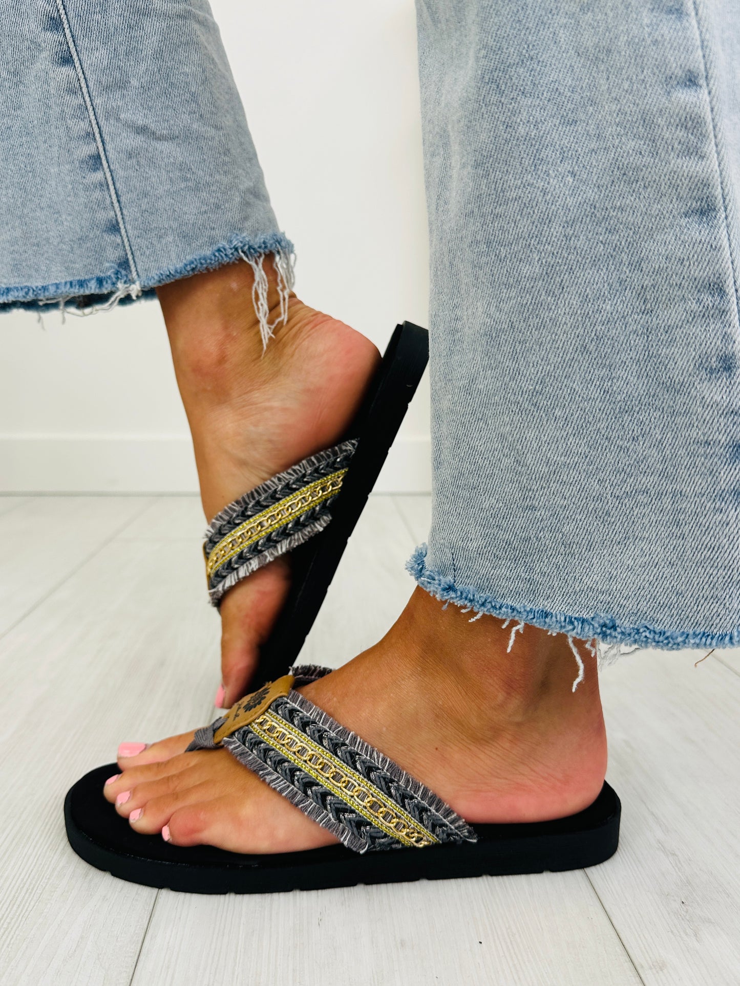 Coastline Couture Flip Flops In Black