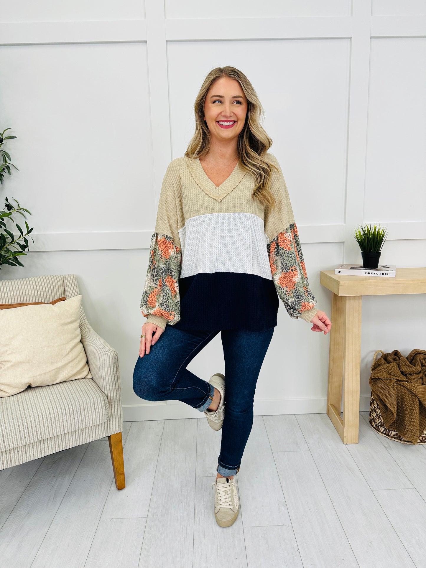 Glimpse Of The Wild Top