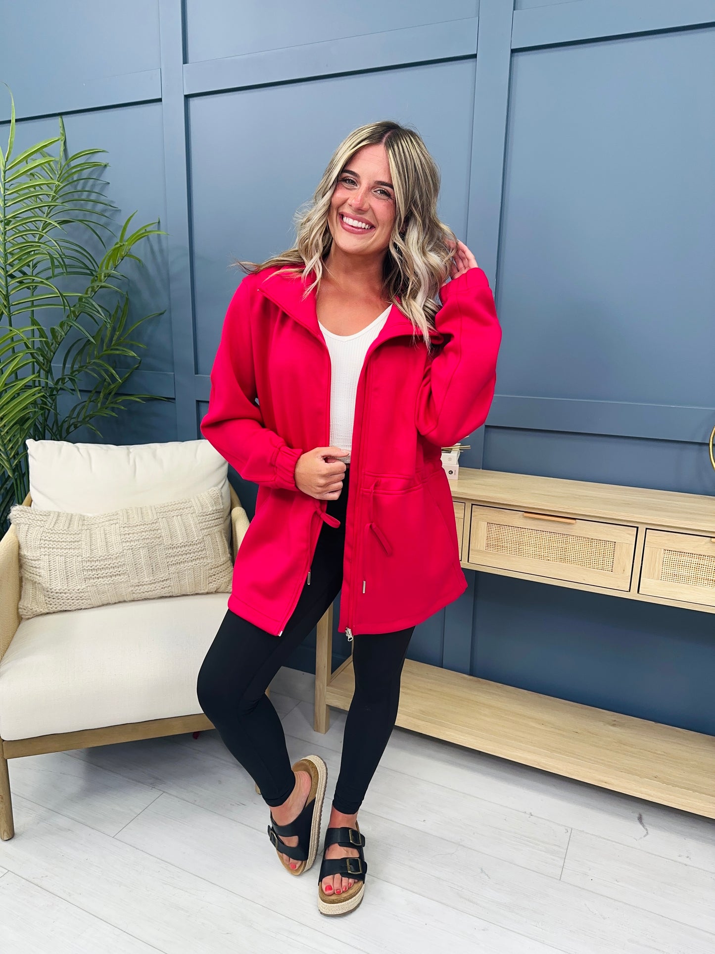 MOCO Exclusive Super Scuba Zip Up Jacket in Magenta
